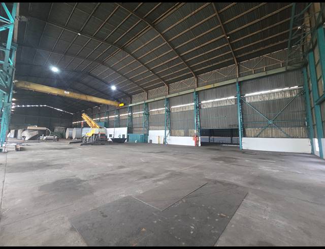 5,600M² FACTORY TO LET IN ANDERBOLT